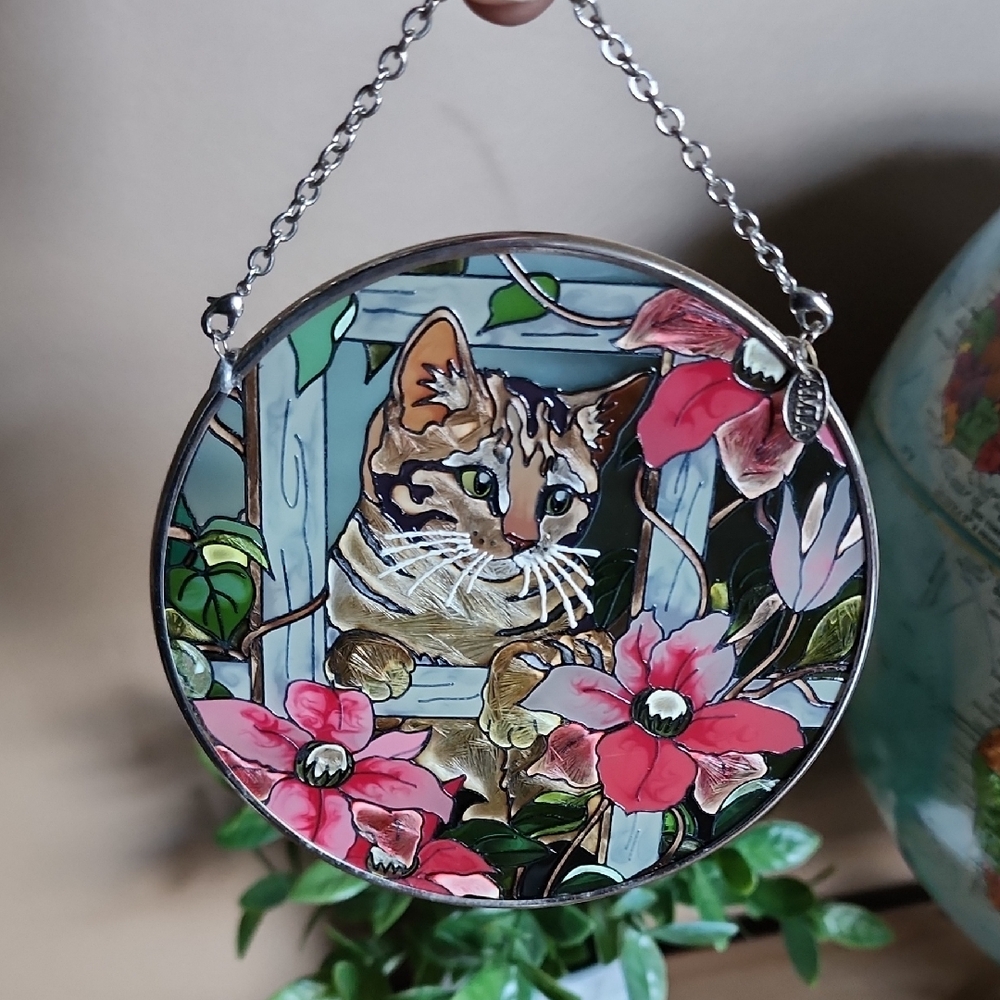 Vintage AMIA Stained Glass Cat Suncatcher with Pink Flowers
